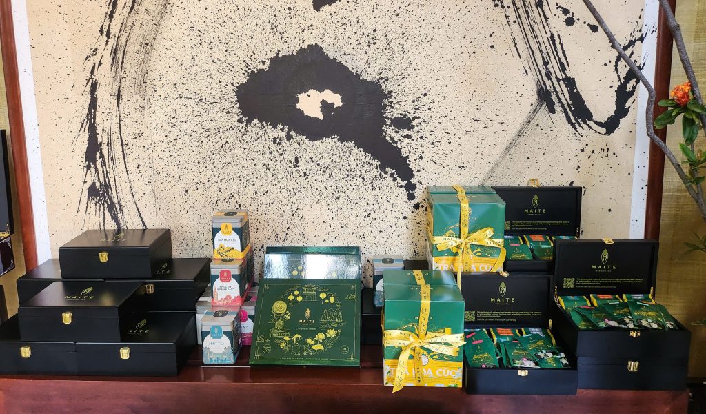 Góc trưng bày sản phẩm Trà Maite tại sự kiện